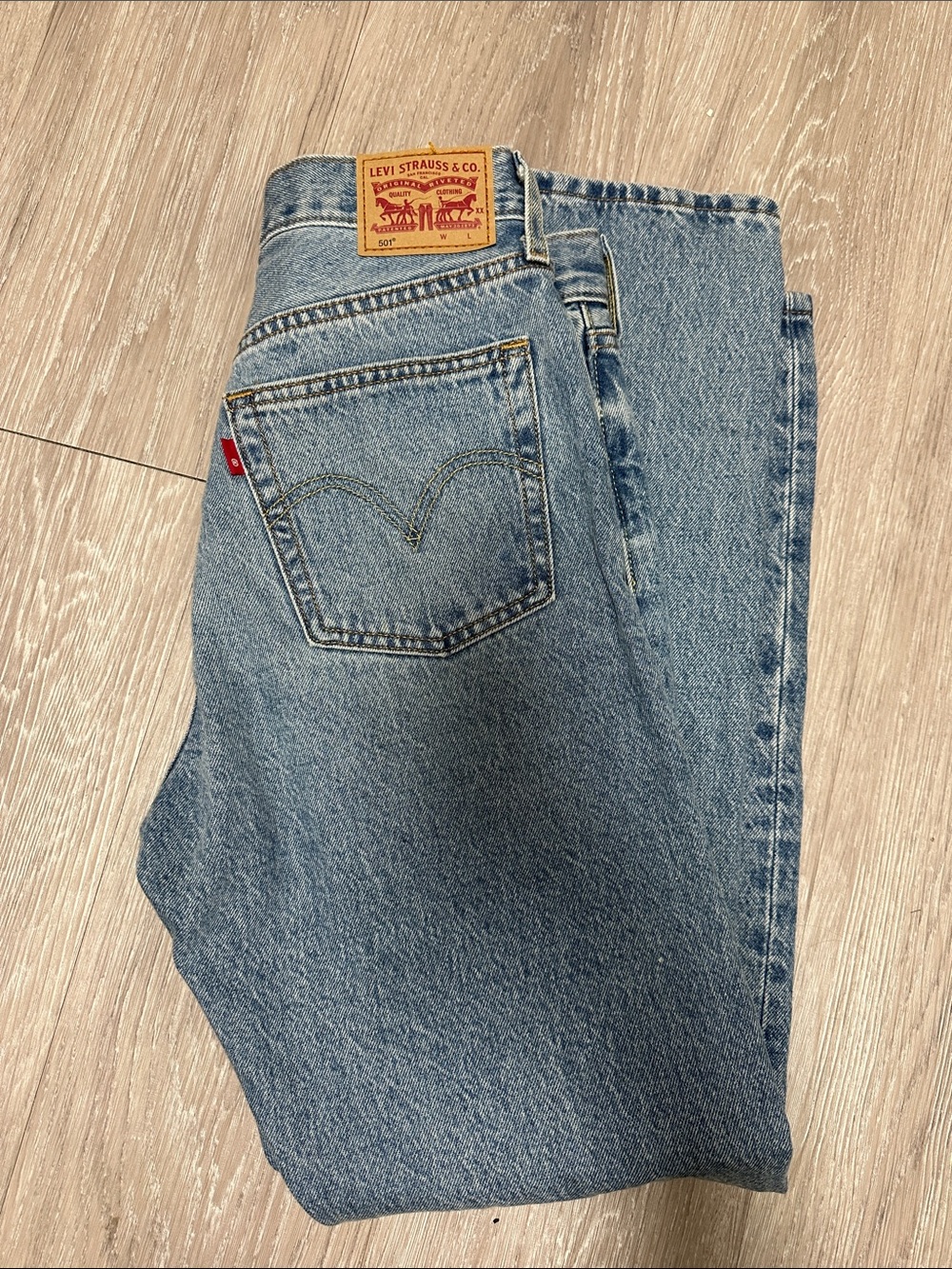 Levi's Women’s Light Blue Straight-Leg Jeans